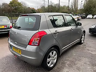 Used 2009 Suzuki Swift Glx Grey - Interior and Exterior details 5