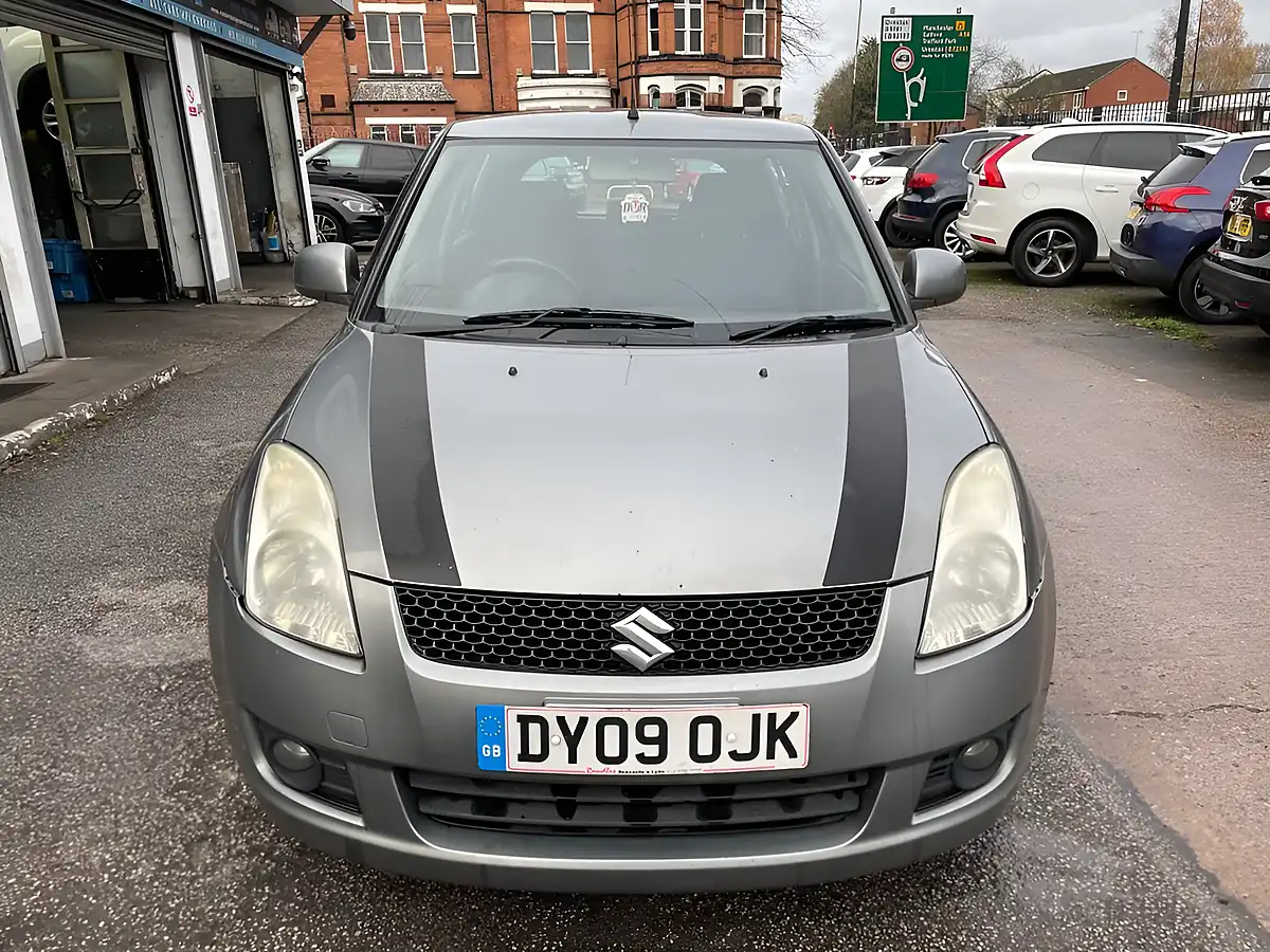 Used 2009 Suzuki Swift Glx Grey - Interior and Exterior details 7