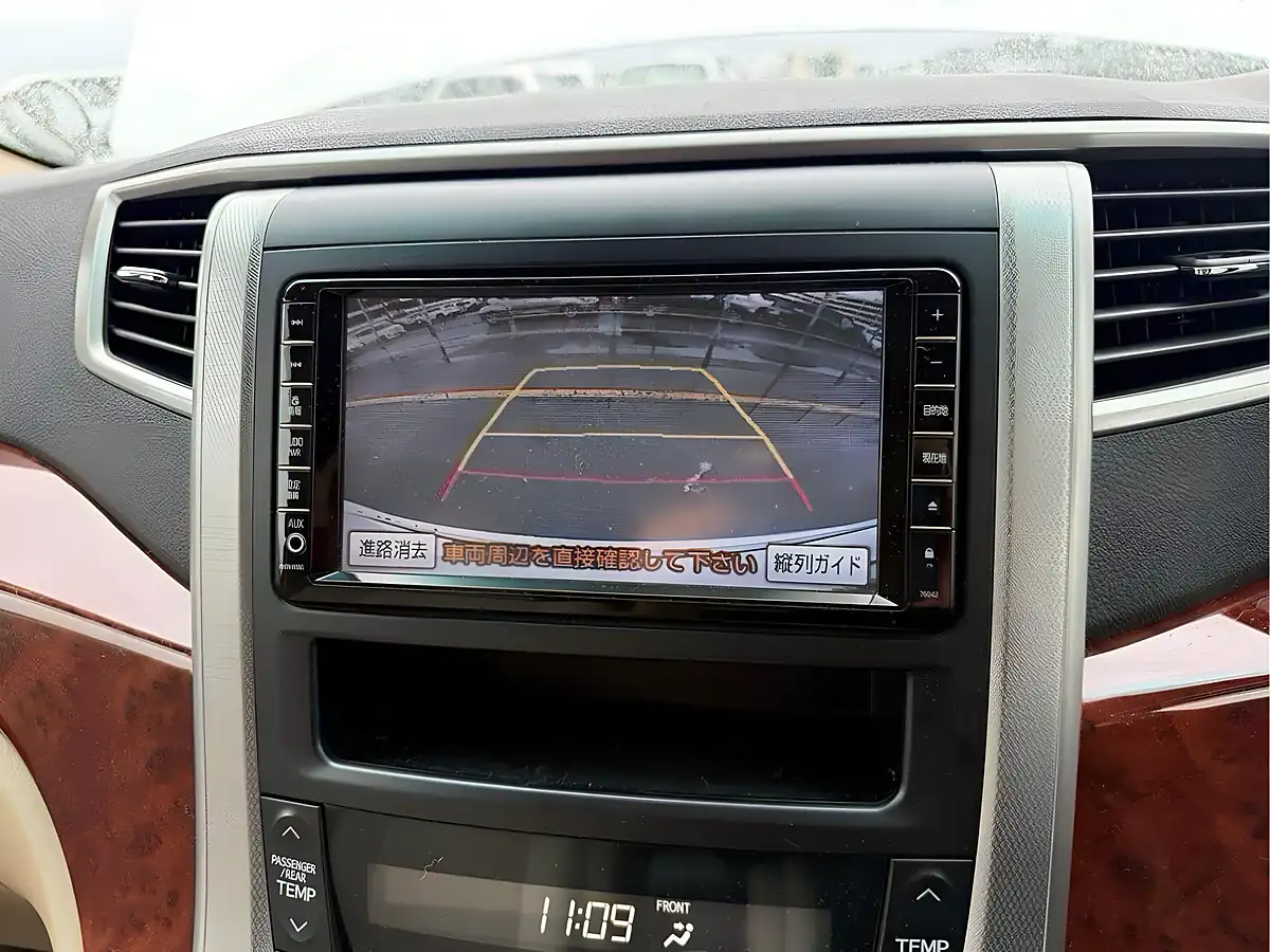 Used 2009 Toyota Alphard 240S Limited White - Interior and Exterior details 16
