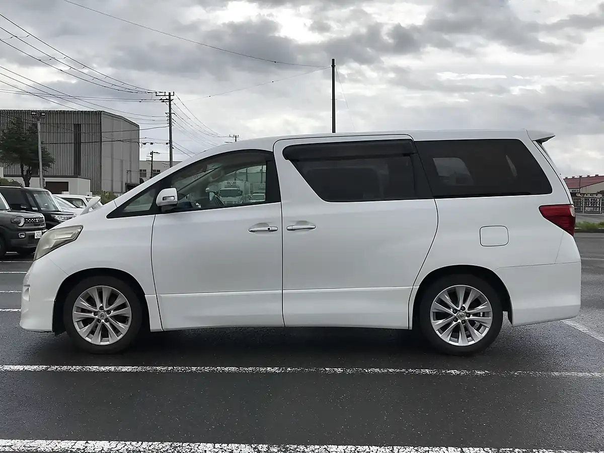 Used 2009 Toyota Alphard 240S Limited White - Interior and Exterior details 13