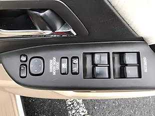 Used 2009 Toyota Alphard 240S Limited White - Interior and Exterior details 16