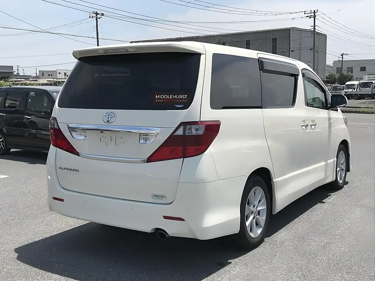 Used 2009 Toyota Alphard 240S White - Interior and Exterior details 8
