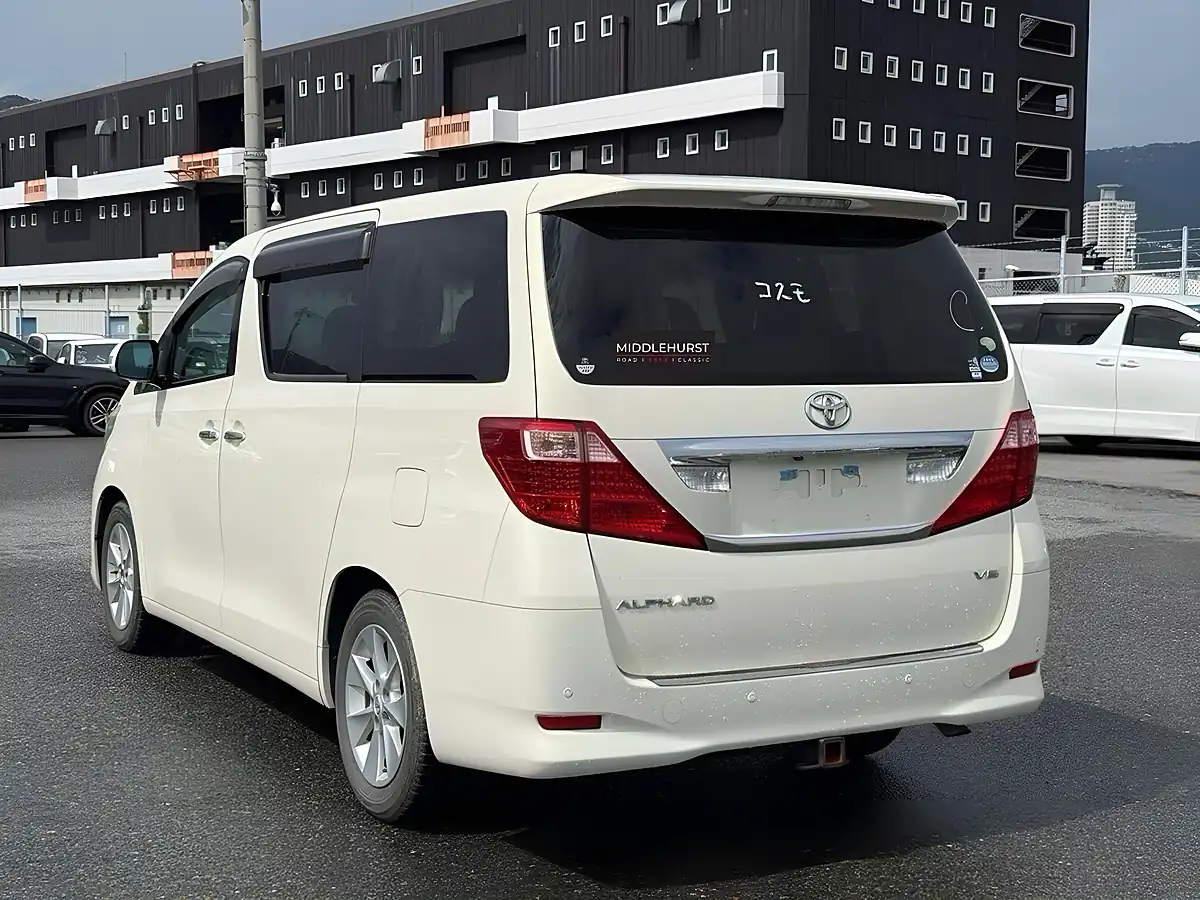 Used 2009 Toyota Alphard 350G (7 Seater) White - Interior and Exterior details 3