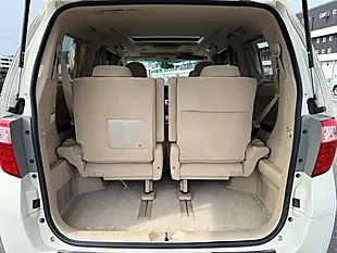 Used 2009 Toyota Alphard 350G (7 Seater) White - Interior and Exterior details 7