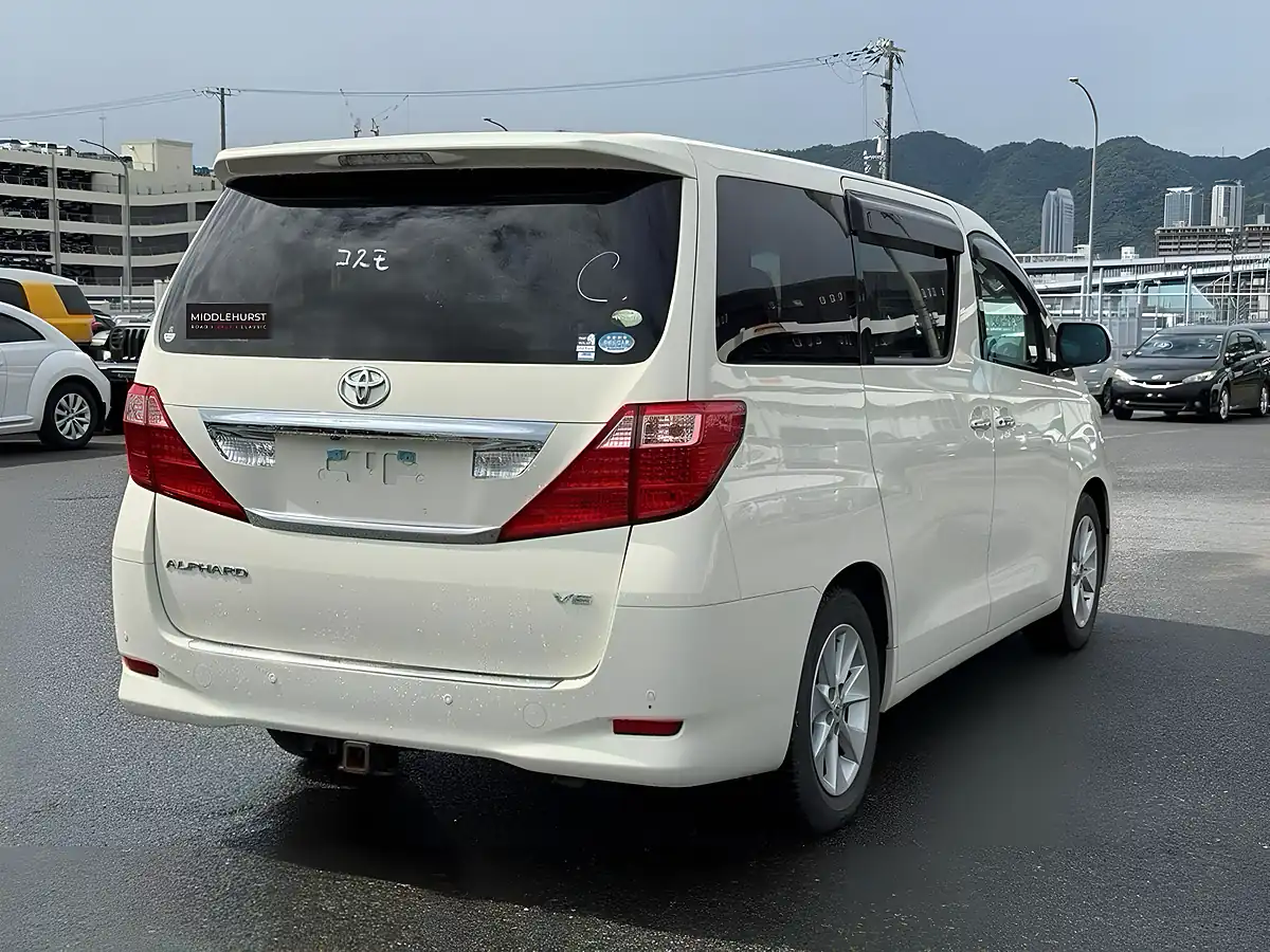 Used 2009 Toyota Alphard 350G (7 Seater) White - Interior and Exterior details 8