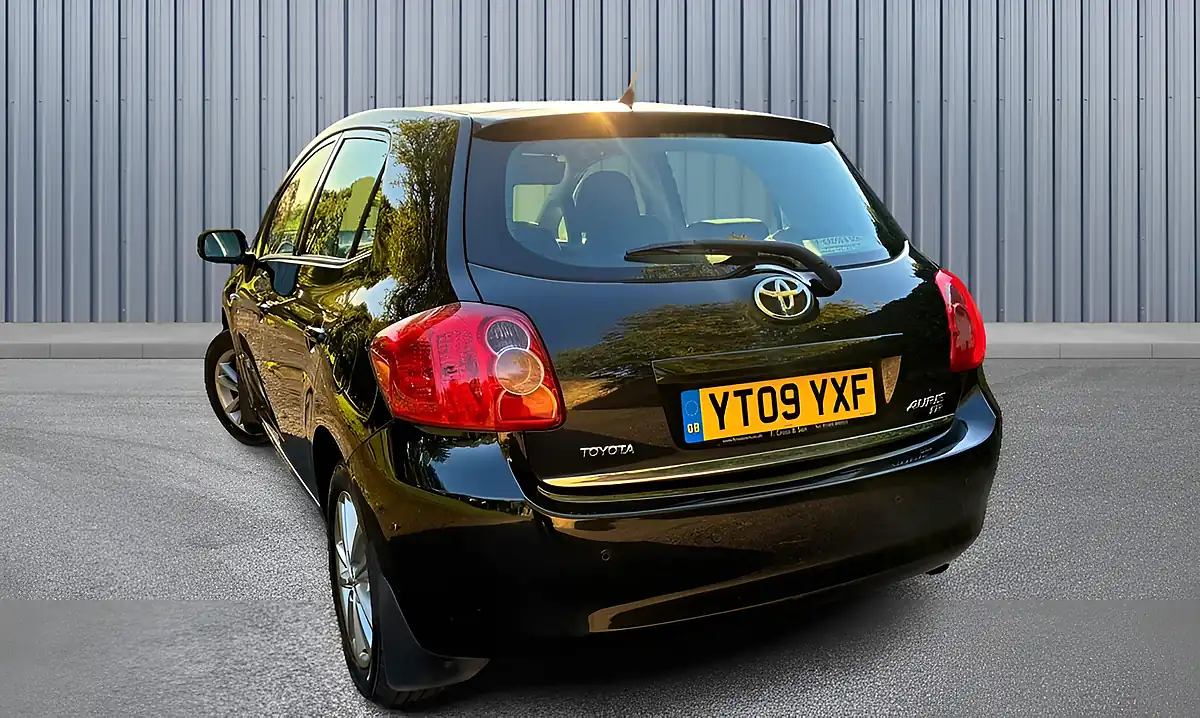 Used 2009 Toyota Auris Tr Black - Interior and Exterior details 4