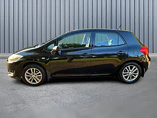 Used 2009 Toyota Auris Tr Black - Interior and Exterior details 8