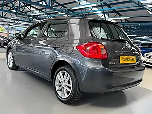 Used 2009 Toyota Auris Tr Grey - Interior and Exterior details 18