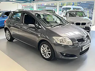 Used 2009 Toyota Auris Tr Grey - Interior and Exterior details 4