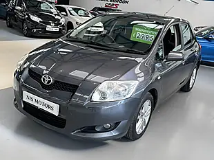Used 2009 Toyota Auris Tr Grey - Interior and Exterior details 9