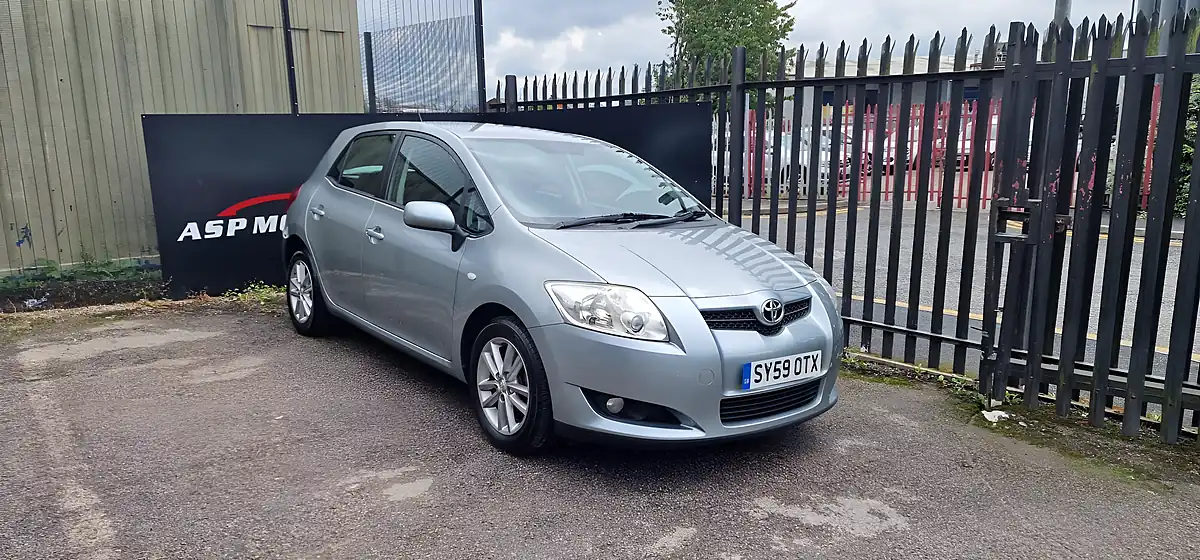 Used 2009 Toyota Auris Tr Silver - Interior and Exterior details 10