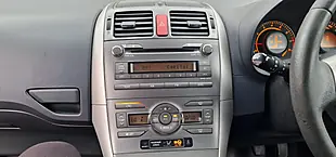Used 2009 Toyota Auris Tr Silver - Interior and Exterior details 18