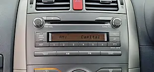 Used 2009 Toyota Auris Tr Silver - Interior and Exterior details 19
