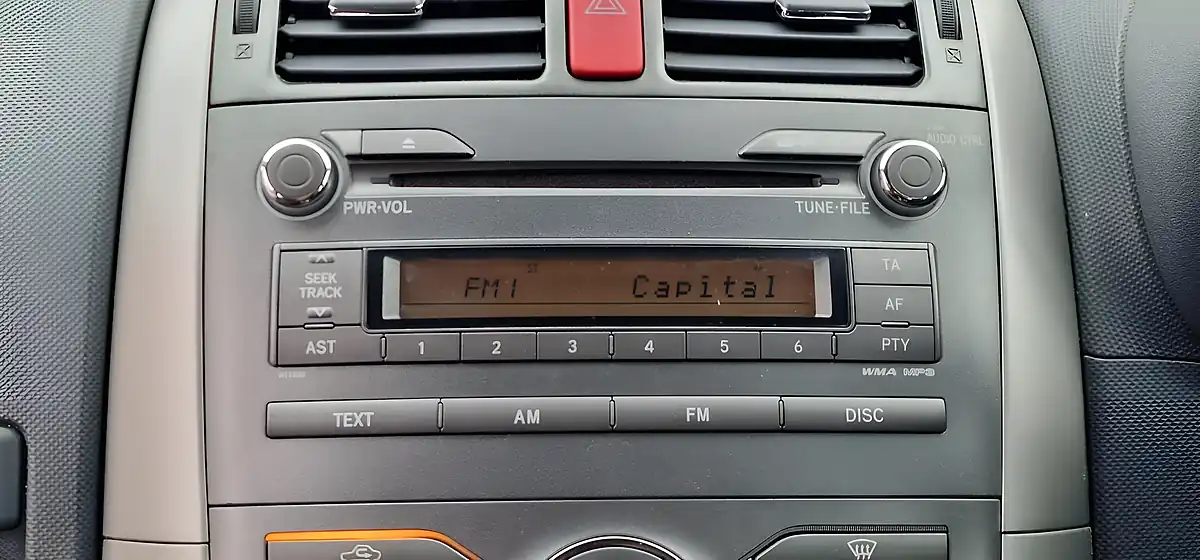 Used 2009 Toyota Auris Tr Silver - Interior and Exterior details 19