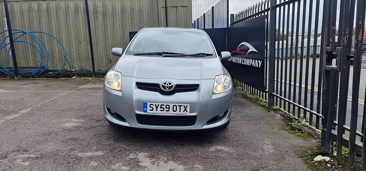 Used 2009 Toyota Auris Tr Silver - Interior and Exterior details 2