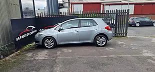 Used 2009 Toyota Auris Tr Silver - Interior and Exterior details 4