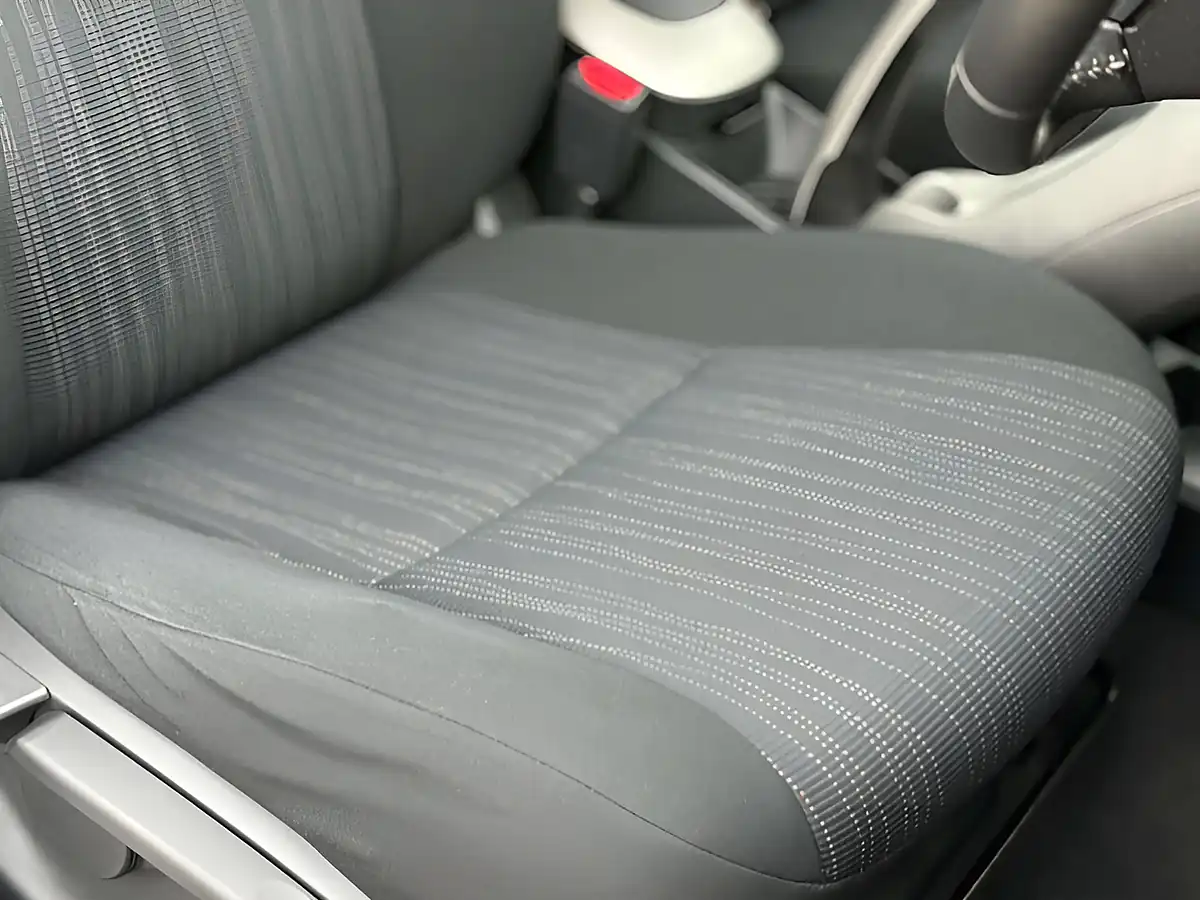 Used 2009 Toyota Auris Tr Silver Steel - Interior and Exterior details 16