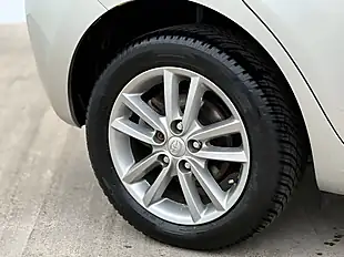 Used 2009 Toyota Auris Tr Silver Steel - Interior and Exterior details 2