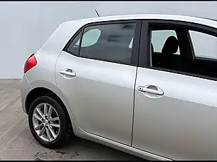 Used 2009 Toyota Auris Tr Silver Steel - Interior and Exterior details 6