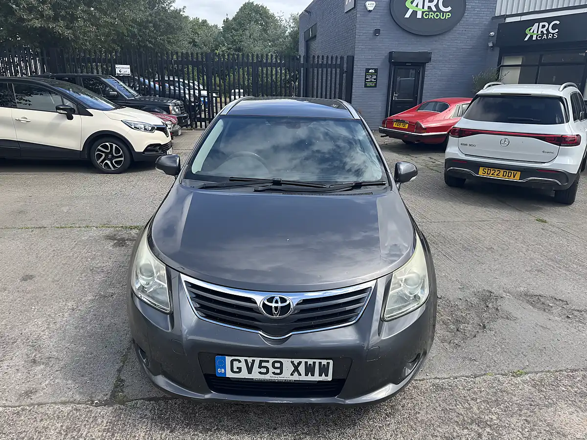 Used 2009 Toyota Avensis Avensis Tr Grey - Interior and Exterior details 2