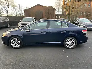 Used 2009 Toyota Avensis T4 Blue - Interior and Exterior details 4