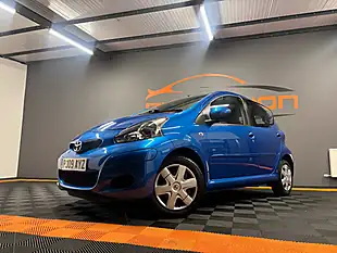 Used 2009 Toyota Aygo Blue Blue - Interior and Exterior details 10
