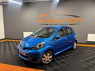 Used 2009 Toyota Aygo Blue Blue - Interior and Exterior details 4