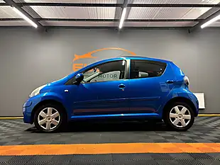 Used 2009 Toyota Aygo Blue Blue - Interior and Exterior details 2