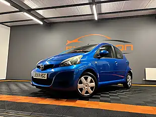 Used 2009 Toyota Aygo Blue Blue - Interior and Exterior details 7