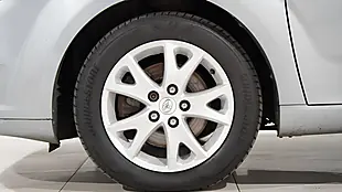 Used 2009 Toyota Corolla Verso Sr Silver - Interior and Exterior details 18