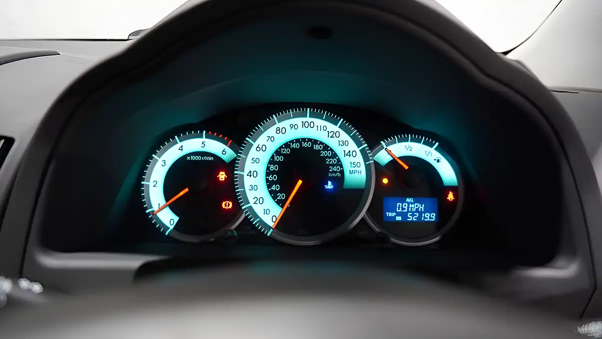 Used 2009 Toyota Corolla Verso Sr Silver - Interior and Exterior details 3