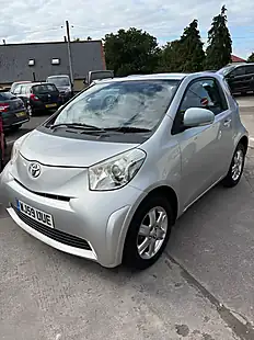 Used 2009 Toyota Iq Hatchback 3dr Silver - Interior and Exterior details 2