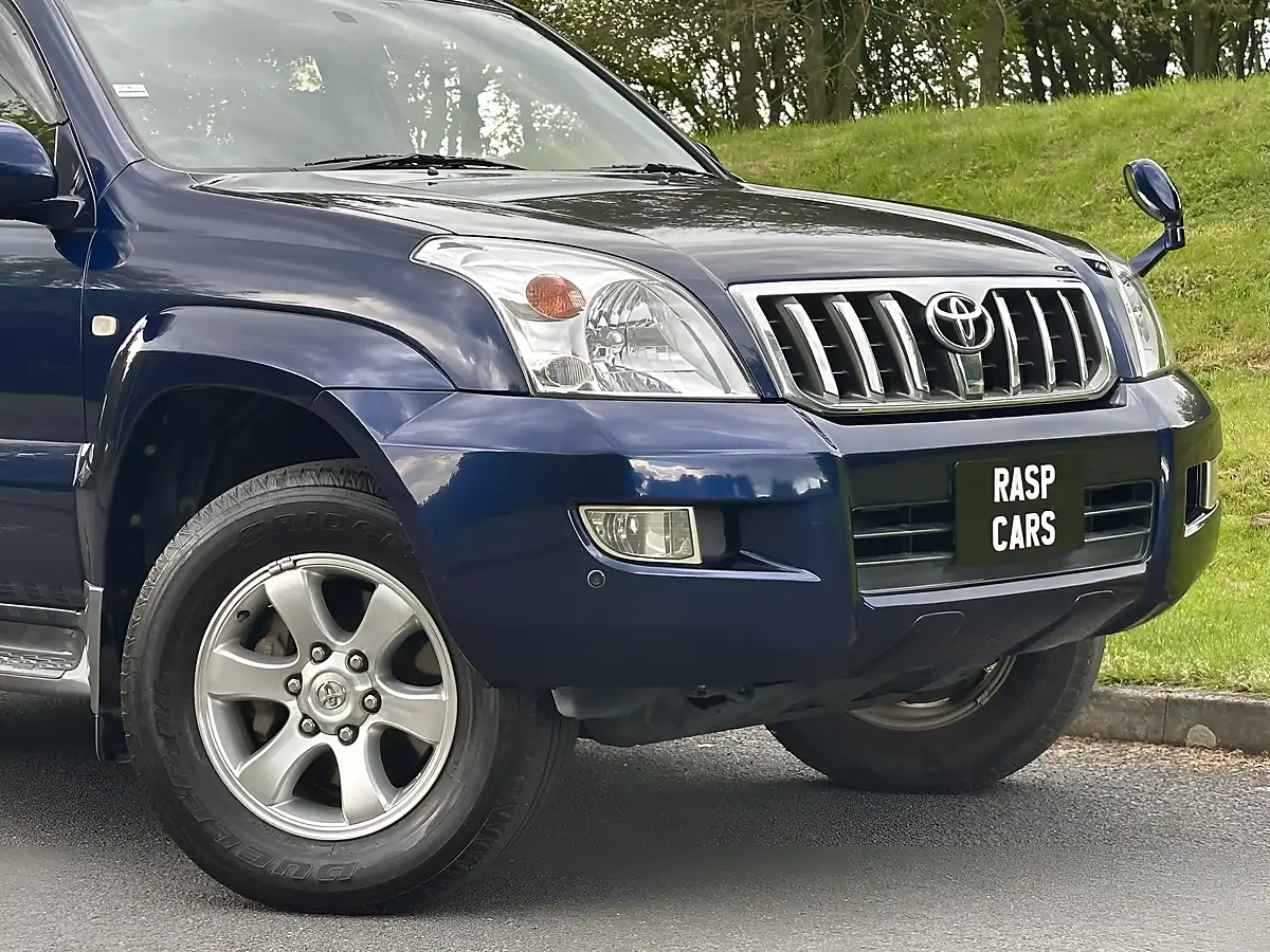 Used 2009 Toyota Land Cruiser Rz Prado Blue - Interior and Exterior details 3