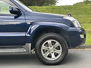 Used 2009 Toyota Land Cruiser Rz Prado Blue - Interior and Exterior details 8
