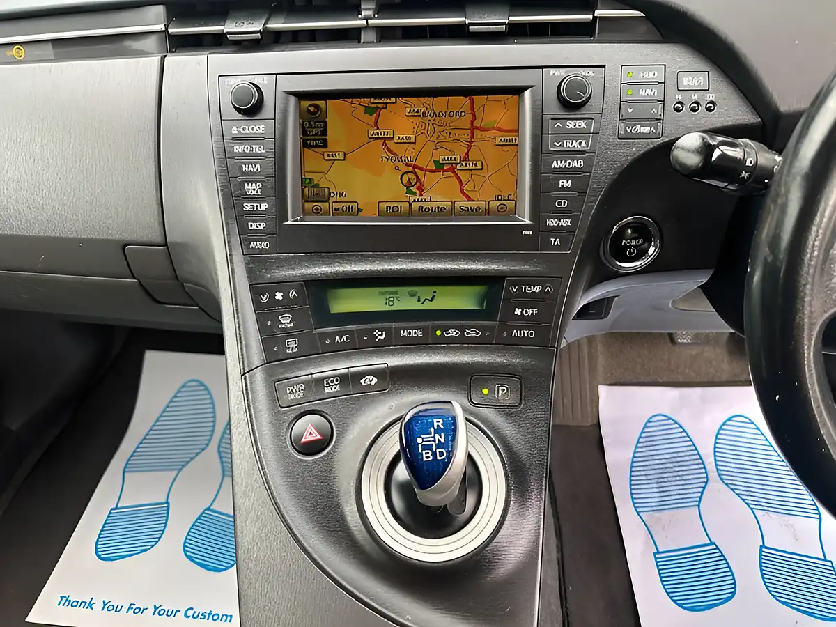 Used 2009 Toyota Prius T Spirit Silver - Interior and Exterior details 14