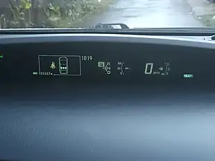 Used 2009 Toyota Prius T4 White - Interior and Exterior details 9