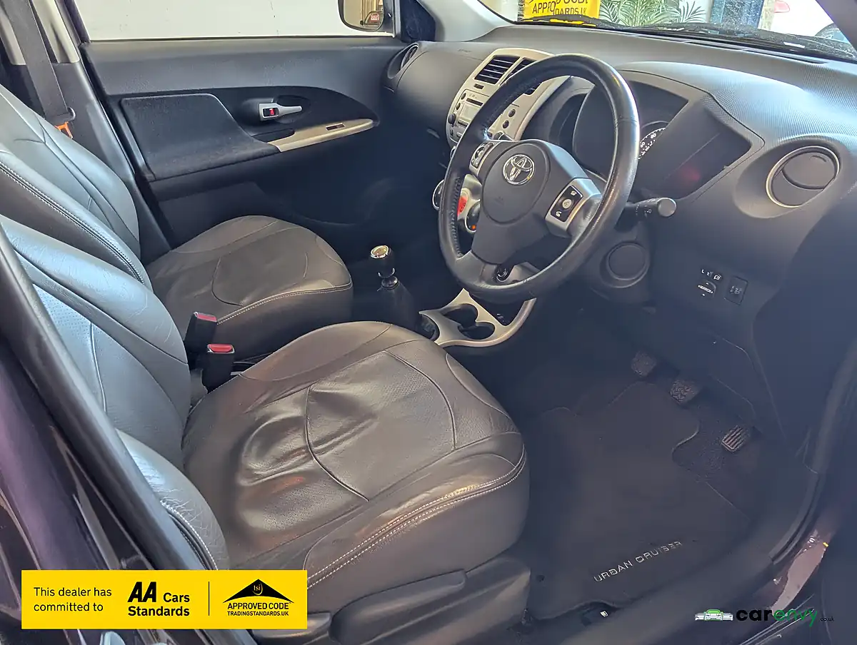 Used 2009 Toyota Urban Cruiser Purple - Interior and Exterior details 12