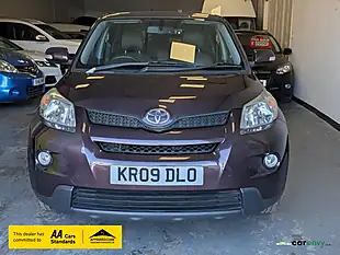 Used 2009 Toyota Urban Cruiser Purple - Interior and Exterior details 3