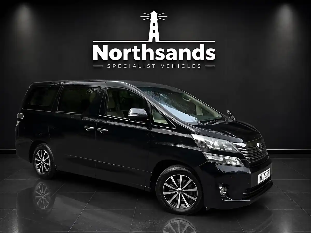 Used 2009 Toyota Vellfire Black - Front View