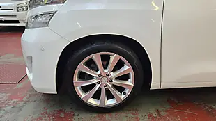 Used 2009 Toyota Vellfire Ultra Luxury Pack 4wd Recliner Seats White - Interior and Exterior details 19