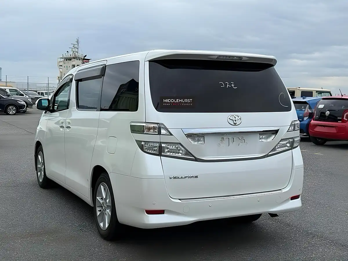Used 2009 Toyota Vellfire V (7 Seater) White - Interior and Exterior details 2