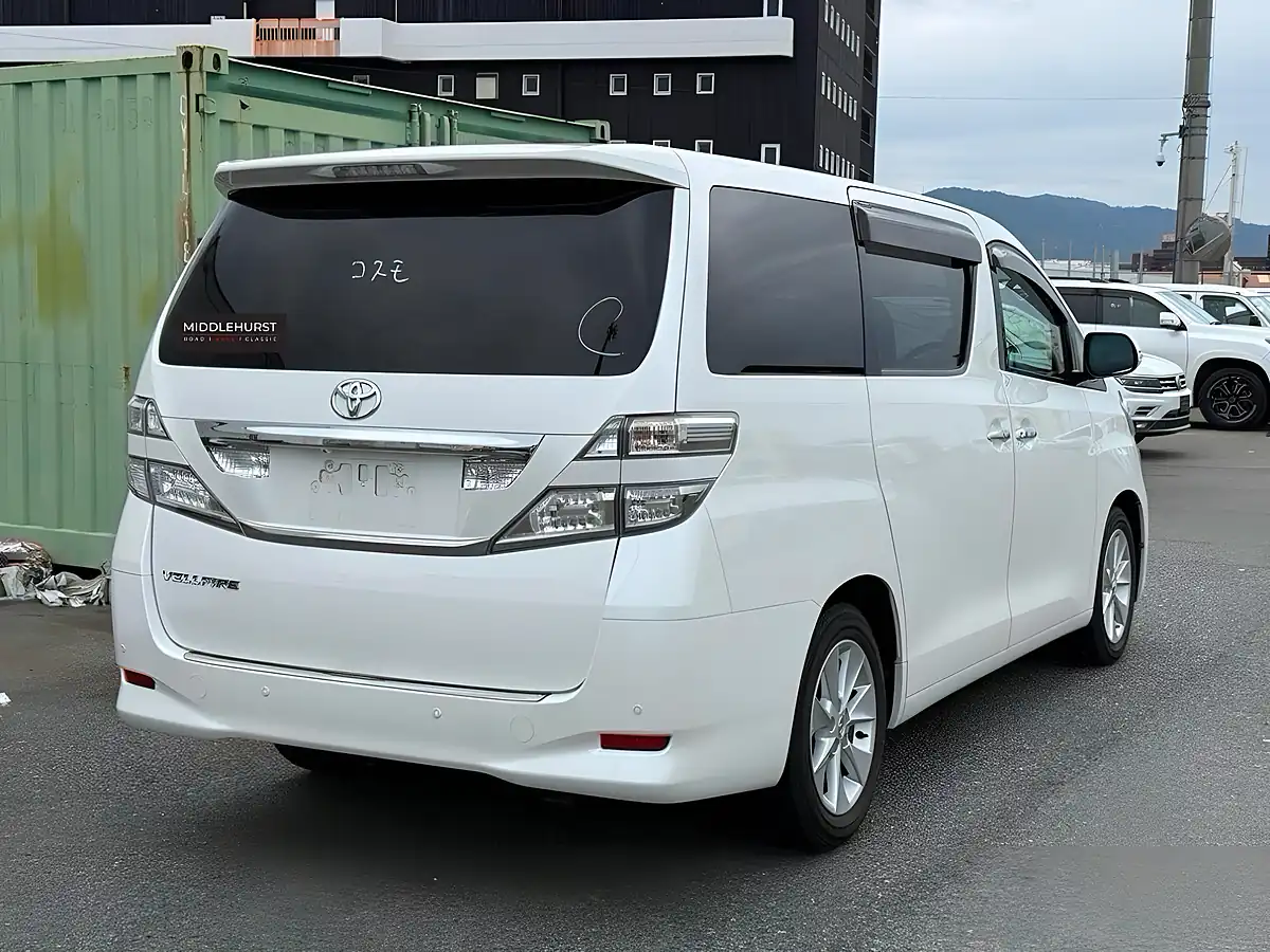 Used 2009 Toyota Vellfire V (7 Seater) White - Interior and Exterior details 4