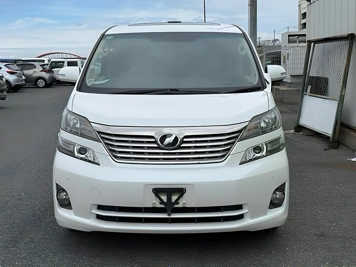 Used 2009 Toyota Vellfire V (7 Seater) White - Interior and Exterior details 8