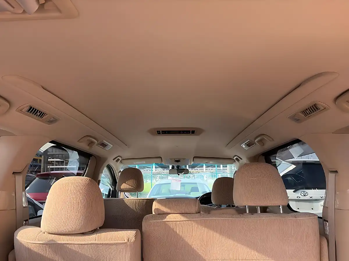 Used 2009 Toyota Vellfire V (8 Seater) White - Interior and Exterior details 17