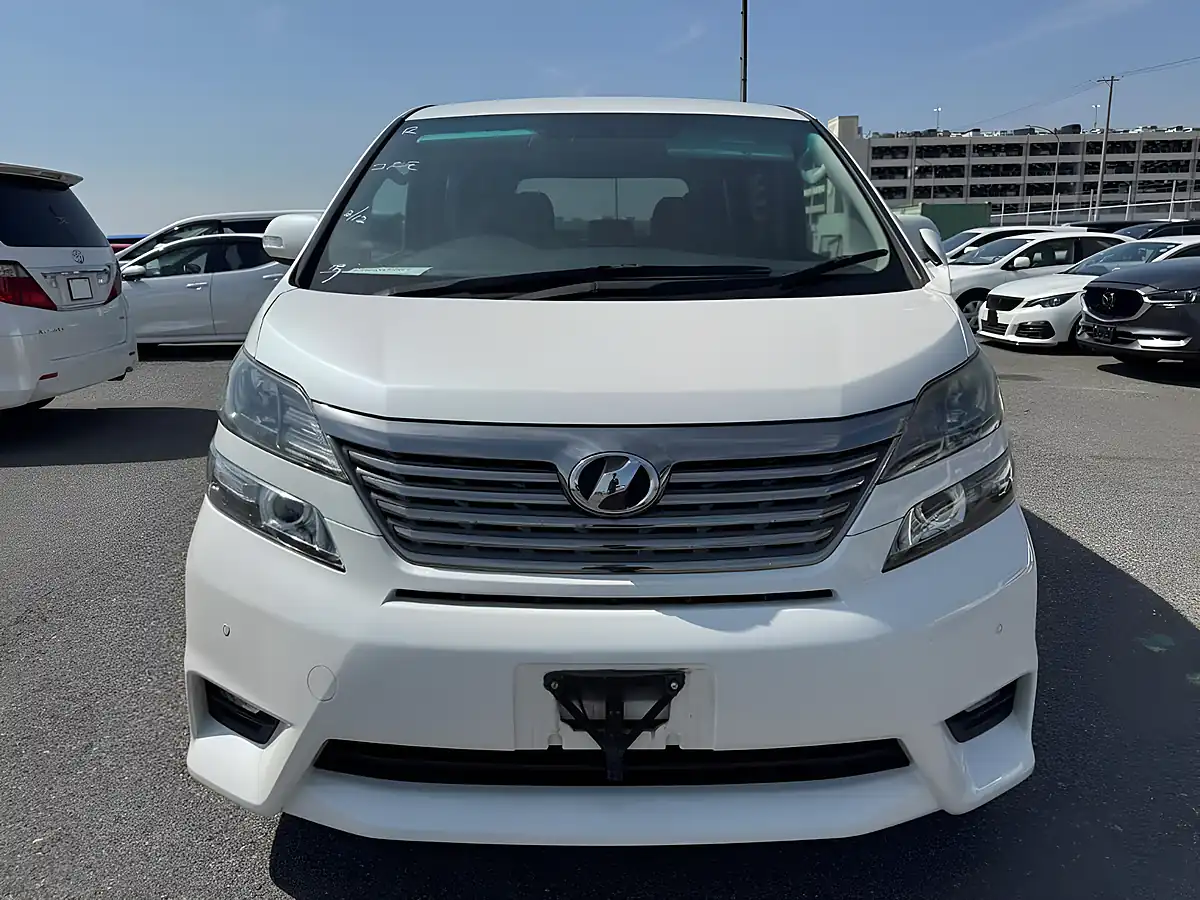 Used 2009 Toyota Vellfire Z (7 Seater) White - Interior and Exterior details 5