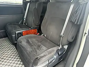 Used 2009 Toyota Vellfire Z (7 Seater) White Pearl Mica Metallic - Interior and Exterior details 14