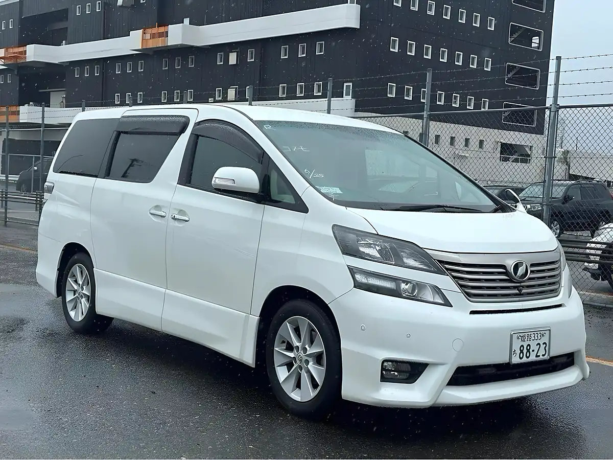 Used 2009 Toyota Vellfire Z (7 Seater) White Pearl Mica Metallic - Interior and Exterior details 3