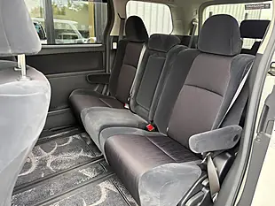 Used 2009 Toyota Vellfire Z (8 Seater) White - Interior and Exterior details 15