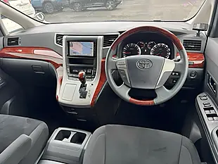 Used 2009 Toyota Vellfire Z Platinum Selection (7 Seater) White - Interior and Exterior details 17