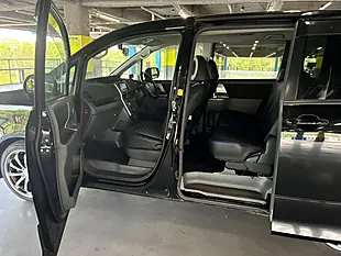 Used 2009 Toyota Voxy Z 5dr 8 Seats Black - Interior and Exterior details 17